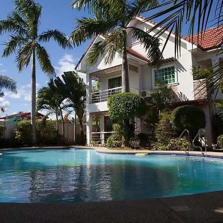 Sir Nico Guesthouse And Resort Pulilan Dış mekan fotoğraf