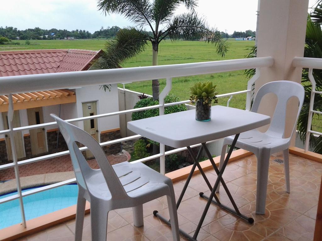 Sir Nico Guesthouse And Resort Pulilan Oda fotoğraf
